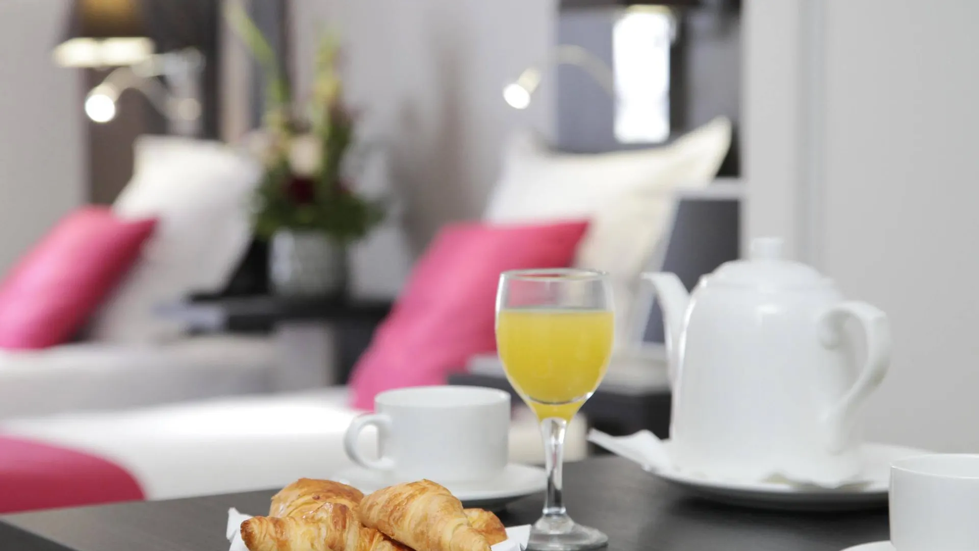 Appart Hotel Odalys City Rennes Lorgeril 3*,  Франция